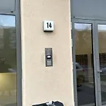 Schoene Gesamtes Appartement Im Zentralen Berlin, Naehe Ku\'Damm
